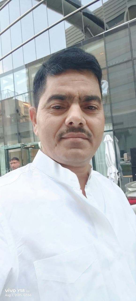 Anand Tiwari